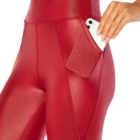 Rhubarb Red Sports Bra (S) & Legging (S) Matching Set-Cycle House by Marika NWT - Picture 4 of 9